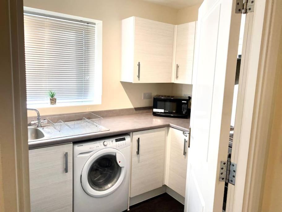 Amazing 2-Bed City Centre Apt With Parking Coventry Exteriér fotografie