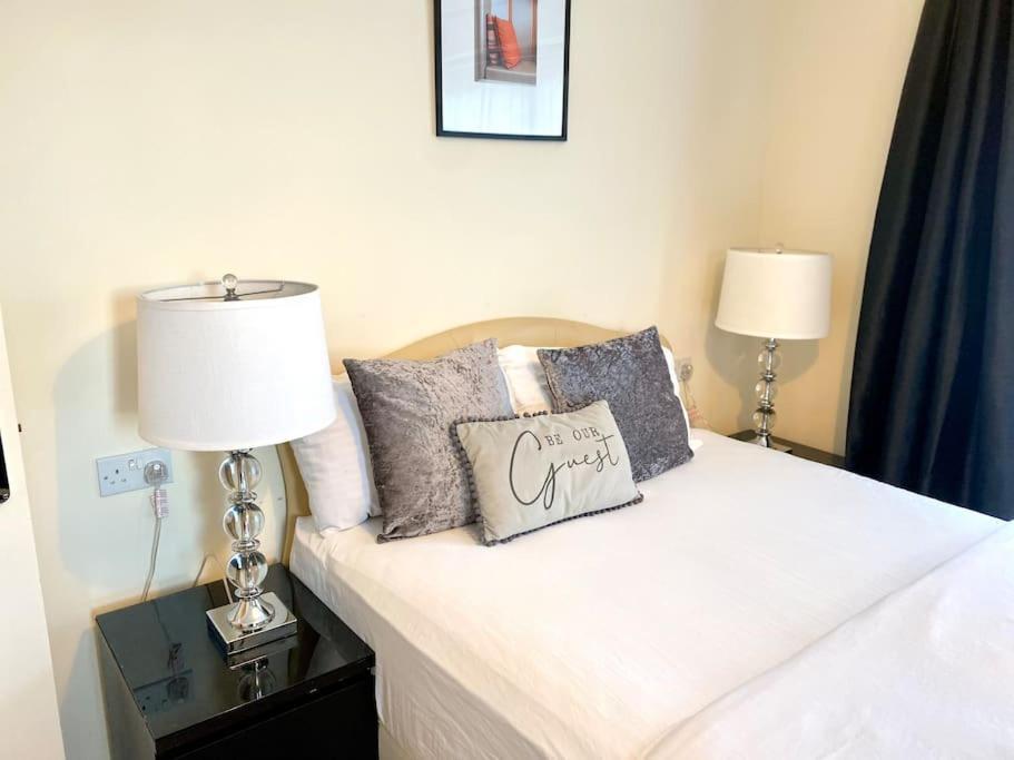 Amazing 2-Bed City Centre Apt With Parking Coventry Exteriér fotografie